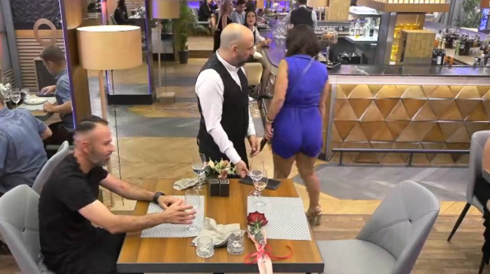 First Dates: Της ζήτησε να πληρώσει τον λογαριασμό και αποχώρησε έξαλλη [βίντεο]