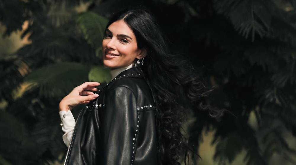 Άντρεα Κυριάκου: Το τρυφερό οικογενειακό στιγμιότυπο σβήνοντας τούρτα με τον σύζυγο και την κόρη της [εικόνα]