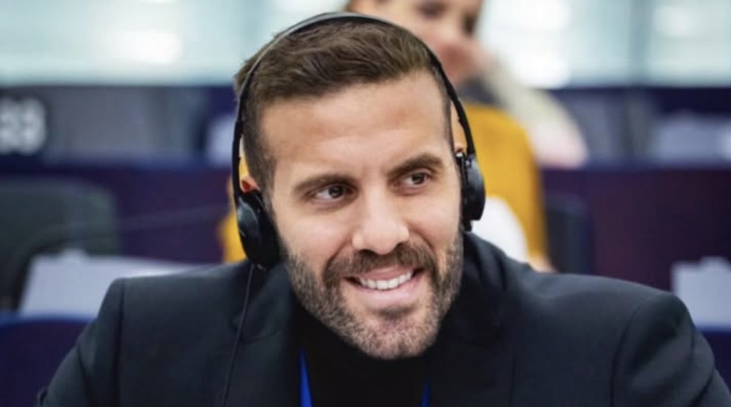 Nίκος Παππάς: Η απάντηση του για την καταγγελία δημοσιογράφου όταν τον γρονθοκόπησε