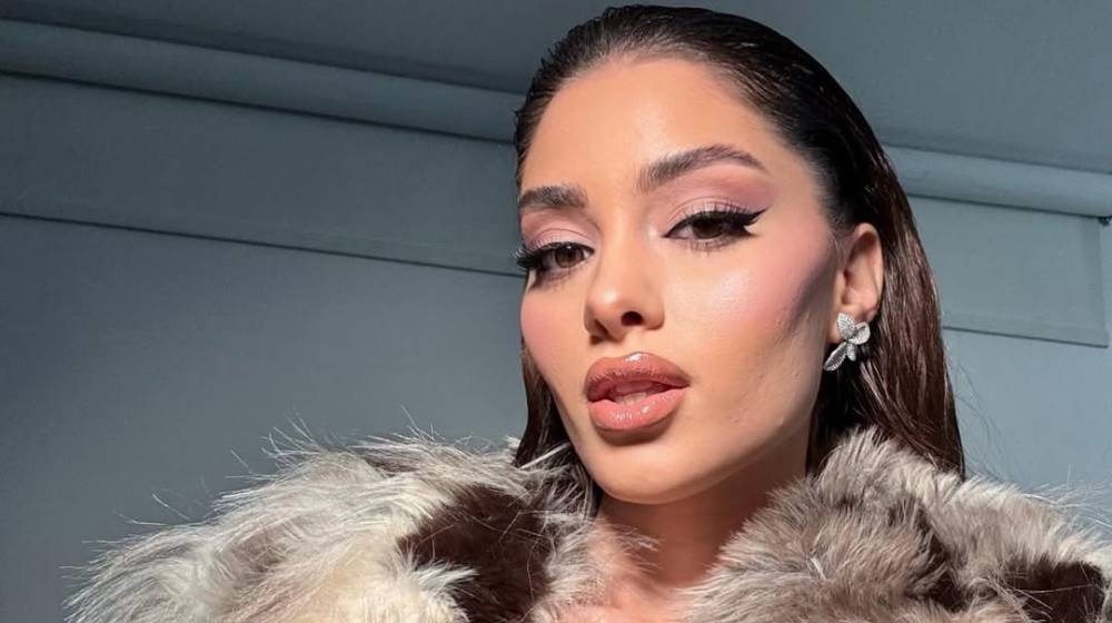 Έλενα Λυσάνδρου: Έκανε στα νύχια την πιο festive chic επιλογή 