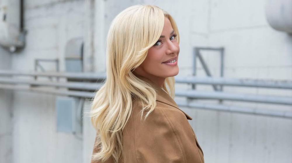 Ζέτα Μακρυπούλια: «Αναρωτιέμαι αν ο κόσμος ενδιαφέρεται να μάθει λεπτομέρειες της ζωής μας»