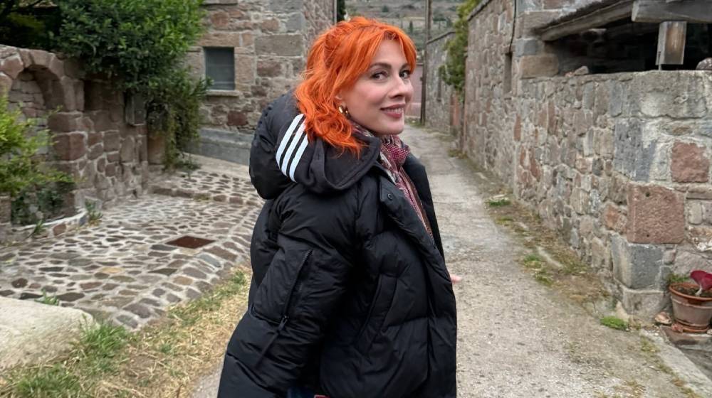 Σμαράγδα Καρύδη: Η αντίδρασή της on camera όταν ρωτήθηκε για την προσωπική της ζωή [βίντεο]