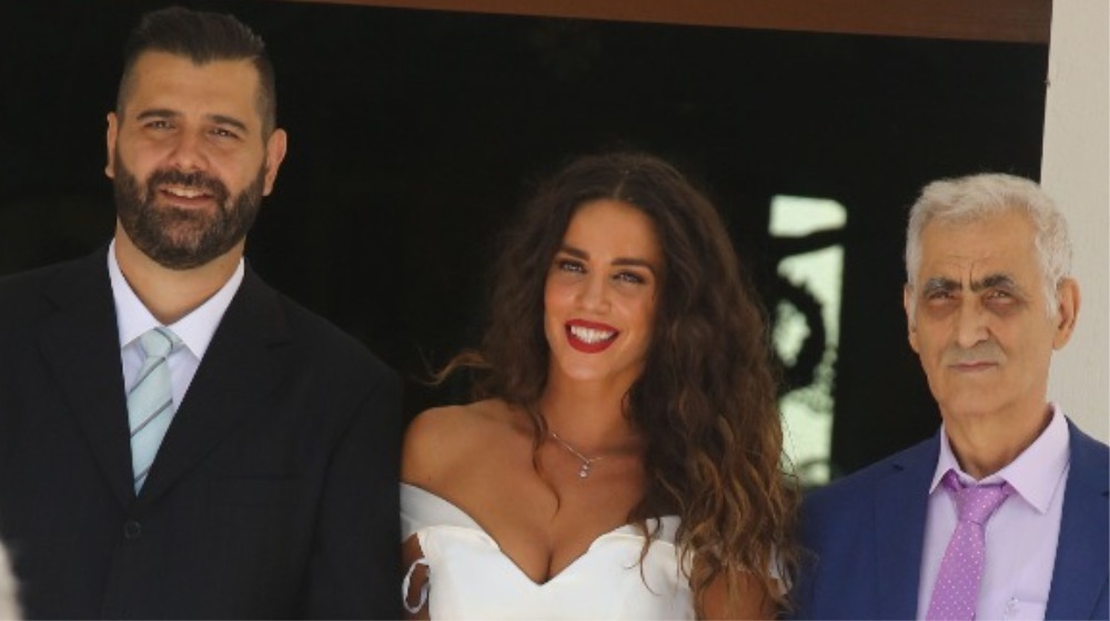 Συγκλονίζει η Στικούδη για τον θάνατο του πατέρα της: «Τώρα έχω μόνο έναν Νικόλα που σου μοιάζει»