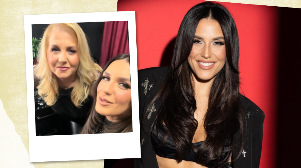 Ιουλία Καλλιμάνη: Το τρυφερό ντουέτο με τη μητέρα της στο καμαρίνι [βίντεο]