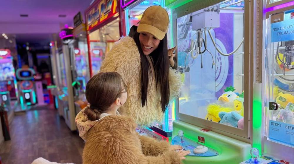 Ήβη Αδάμου: Ταξίδι στο Βερολίνο με την κόρη της, Ανατολή [εικόνα & βίντεο]