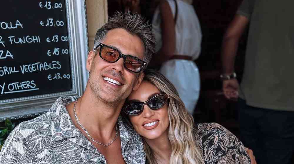 Οικονομάκου - Cerella: Τι θα δίνουν μαζί με τις μπομπονιέρες του γάμου τους; [βίντεο]