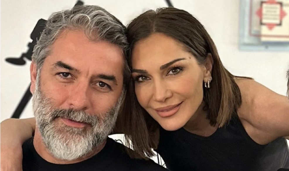 Περήφανη η Δέσποινα Βανδή: Η φωτογραφία από τη βράβευση του Μπισμπίκη