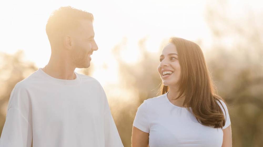 Χριστίνα Κυριάκου - Δημήτρης Παστελλά: Οικογενειακή βόλτα στη θάλασσα [εικόνα]