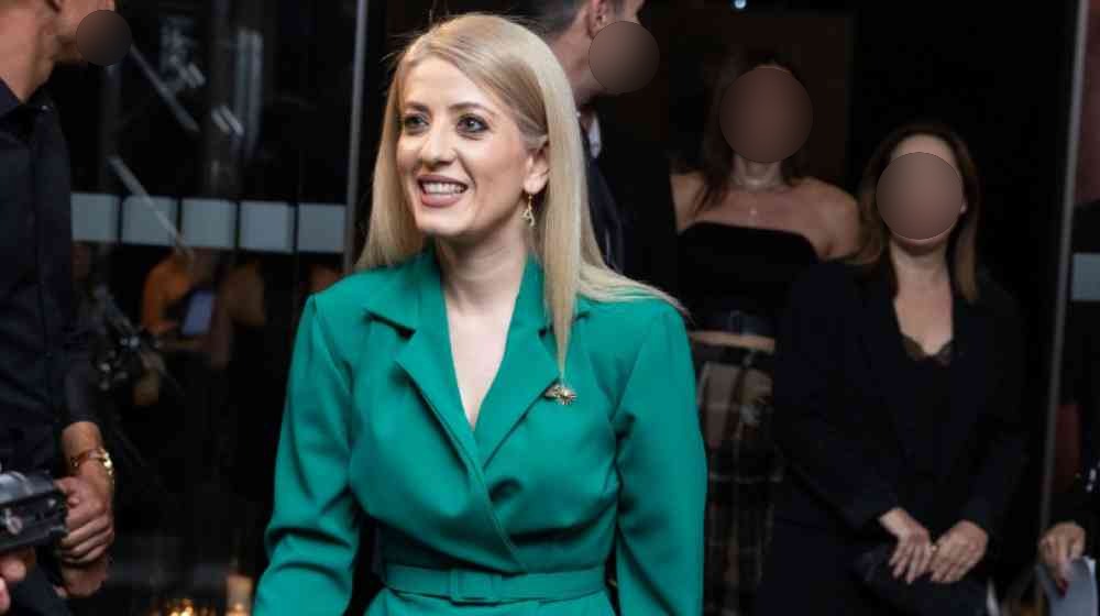 Αννίτα Δημητρίου: Βρήκαμε το σακάκι της από το Zara που στοιχίζει λιγότερο από 50 ευρώ 