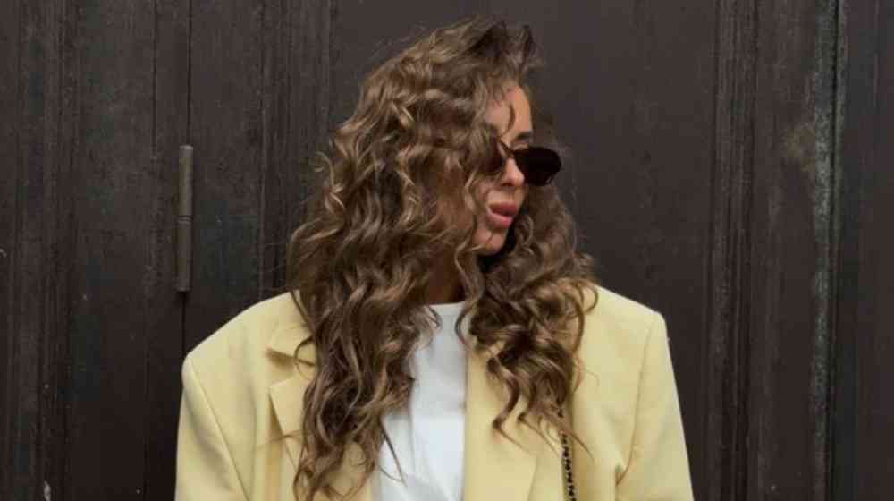 Αυτό το χρώμα θα βλέπεις παντού στα ρούχα φέτος την άνοιξη και το καλοκαίρι 