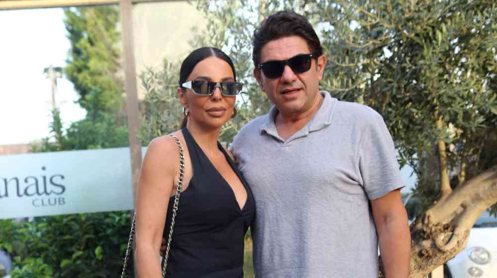 Δύσκολες στιγμές για Κουρκούλη – Κελεκίδου: Αποχαιρετούν τον κουμπάρο τους 