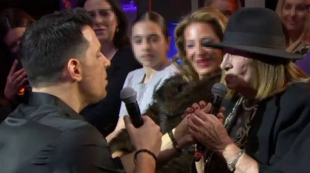 Θοδωρής Φέρρης: Το εντυπωσιακό ντουέτο με τη μητέρα του [βίντεο]