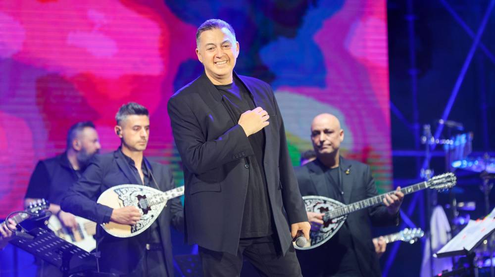 Νίκος Μακρόπουλος: «Είμαι πολύ περίεργος, παράξενος και δύστροπος χαρακτήρας» [βίντεο]