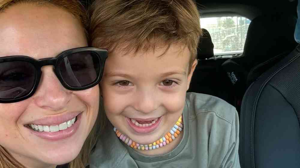 Χριστιάνα Αριστοτέλους: Έφτιαξε φλαούνες με τον γιο της και τη γιαγιά [εικόνα & βίντεο]