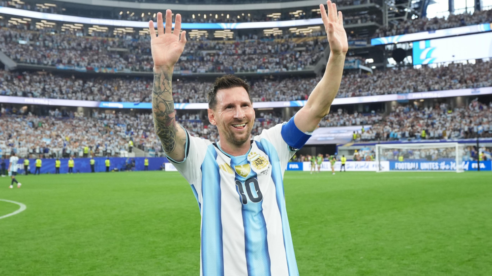 Lionel Messi: Τερματίζει επ’ αόριστον την καριέρα του μετά τον θάνατο του πατέρα του 