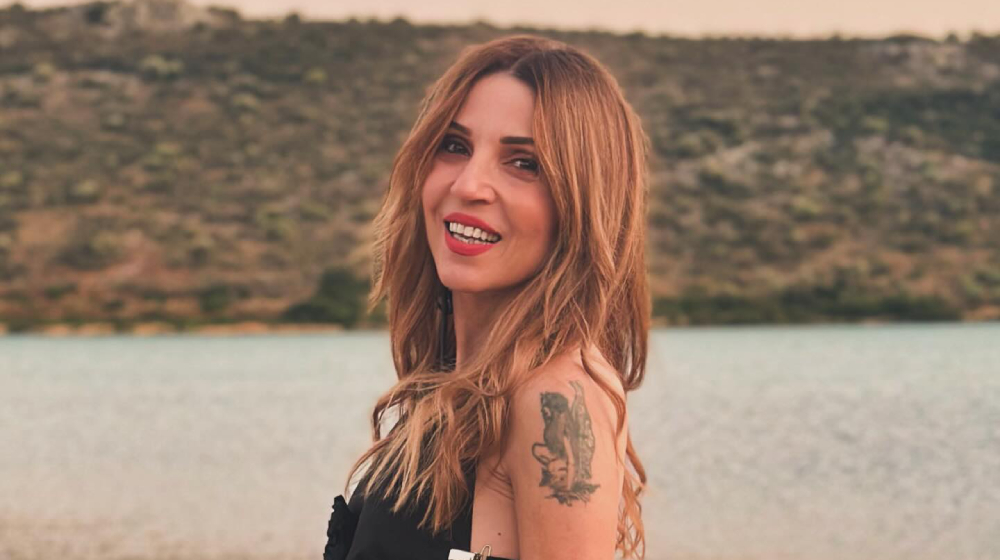 Ευρυδίκη: Τα statement pieces που απογείωσαν το casual look της στην Κύπρο