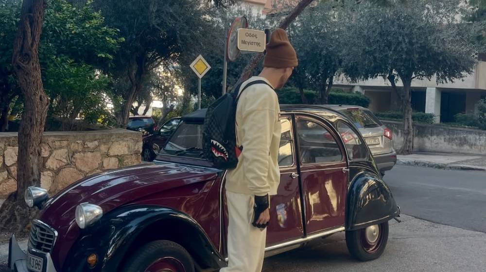 Περιζήτητος Κύπριος ηθοποιός χώρισε με τη σύντροφο του ενώ πήγαιναν για γάμο [εικόνες]