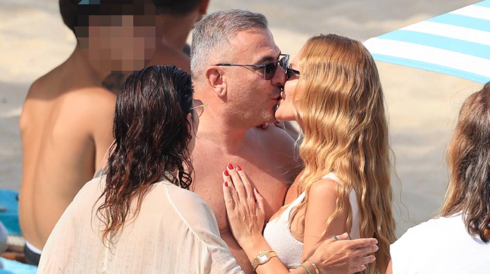 Αντώνης Ρέμος - Υβόννη Μπόσνιακ: Τα τρυφερά φιλιά στη Μύκονο [εικόνες]