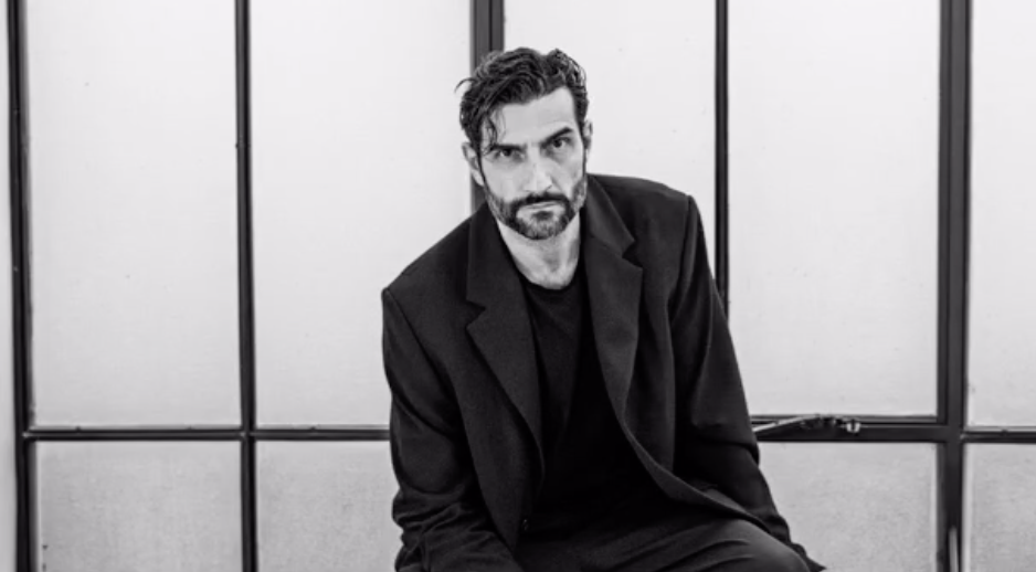 Νίκος Κουρής: «Έφαγα πολλά χρόνια να αποδείξω ότι είμαι καλός ηθοποιός και όχι ωραίος γκόμενος»