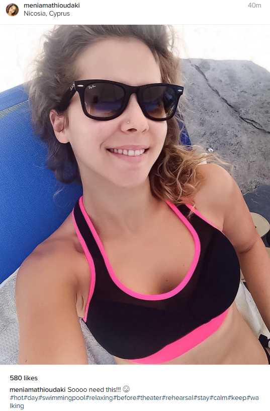 Μένια Μαθιουδάκη: Ποζάρει με μαγιό στην πισίνα και αναστατώνει το  instagram! | Ι LOVE STYLE