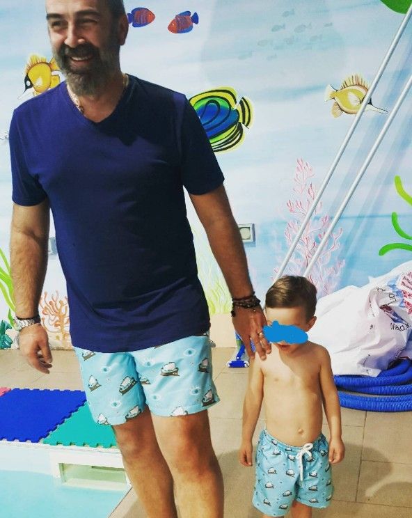 Γρηγόρης Γκουντάρας: Δείτε τον μέσα στην πισίνα με τον γιο του στο party  γενεθλίων της κόρης της Ελιάνας Χρυσικοπούλου | Ι LOVE STYLE