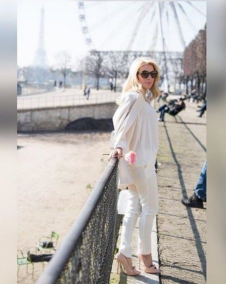 Βρήκαμε τις γόβες που φόρεσε στο Παρίσι η Ελένη Μενεγάκη | Ι LOVE STYLE