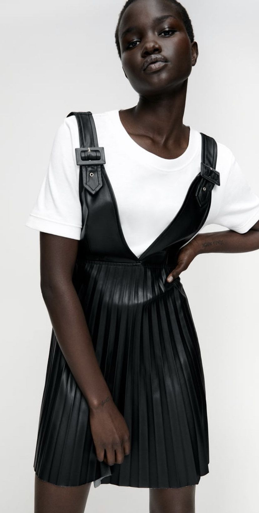 Βρήκαμε το ιδανικό Zara φόρεμα για την transitional γκαρνταρόμπα σου | Ι  LOVE STYLE