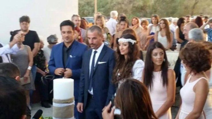 Ο γάμος επώνυμων Κύπριων στα Χανιά και το υπέροχο νυφικό! | Ι LOVE STYLE